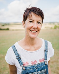 Becky Platt profile image 200x250 pixels