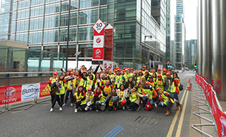 Queen Mary students volunteering in 2017
