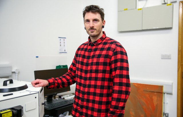 Dr Tom Macdonald